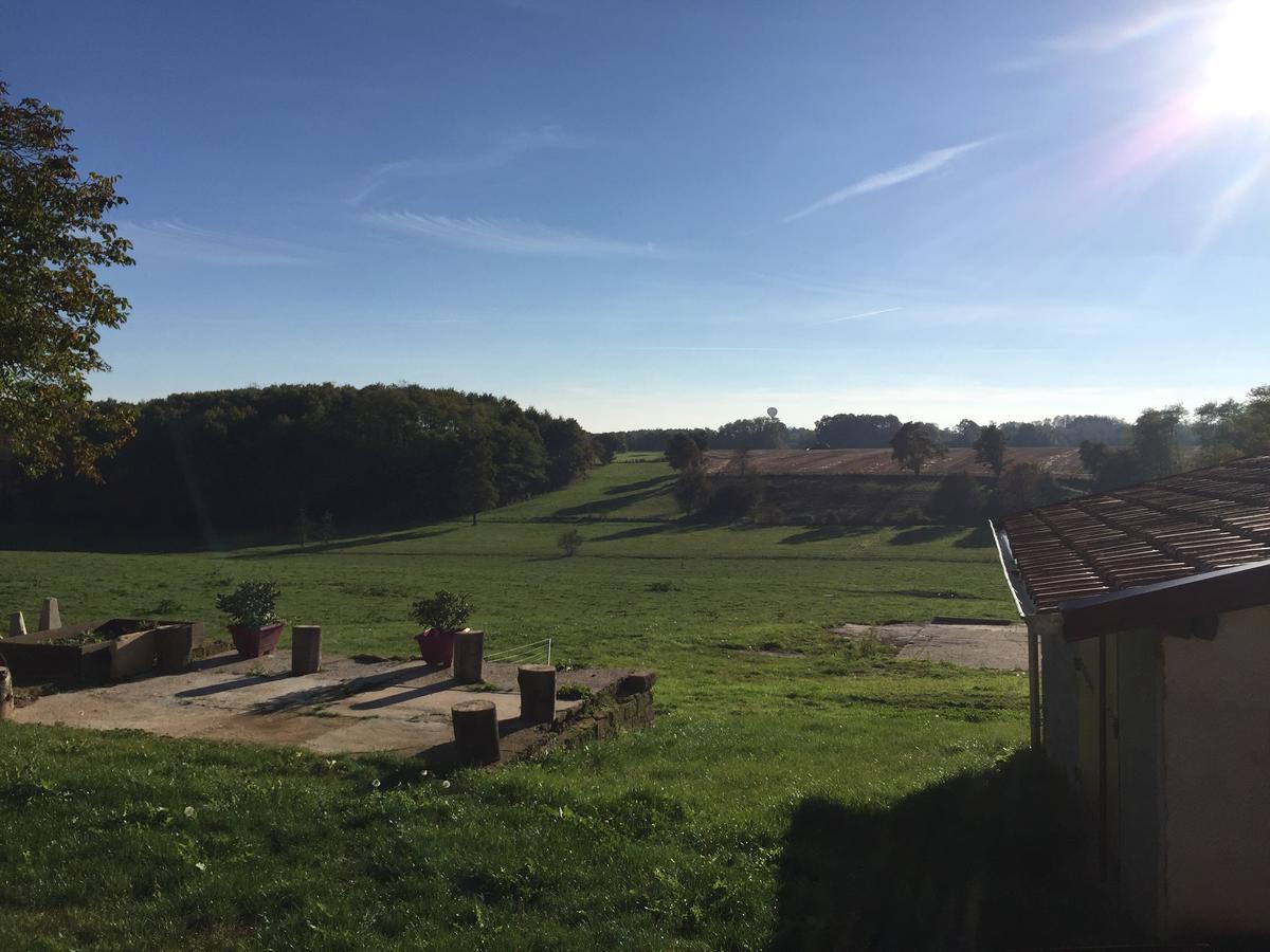 Bed and Breakfast La Ferme Du Bonheur Arbigny Esterno foto