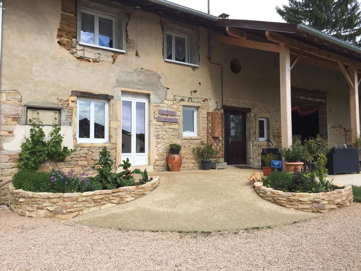 Bed and Breakfast La Ferme Du Bonheur Arbigny Esterno foto